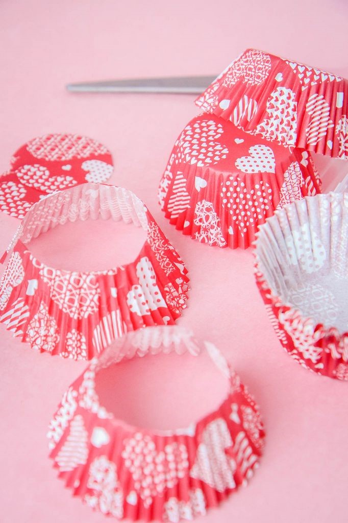 Cutting Edges Off Cupcake Liners