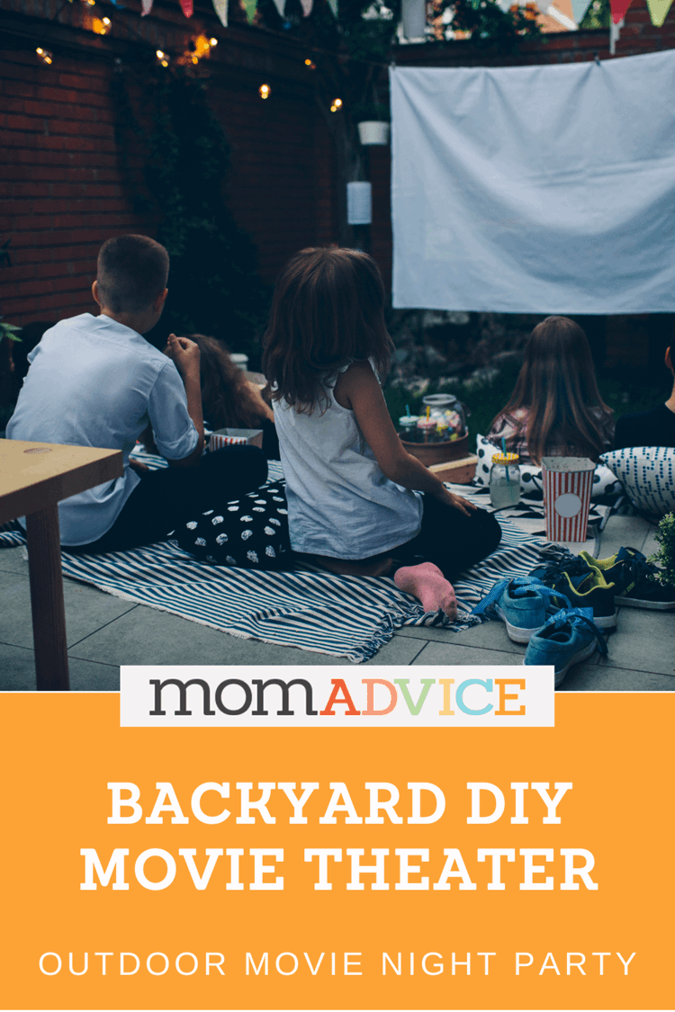 DIY Outdoor Movie Night - MomAdvice